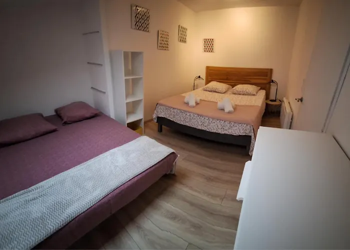 Maison Centre Avec Jacuzzi Feriehus *