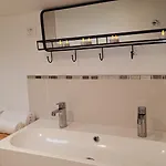 Maison Centre Avec Jacuzzi 펜션 *