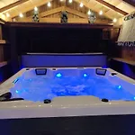 Maison Centre Avec Jacuzzi 펜션 라테스트드뷔크