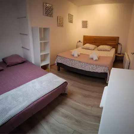Maison Centre Avec Jacuzzi Feriehus *