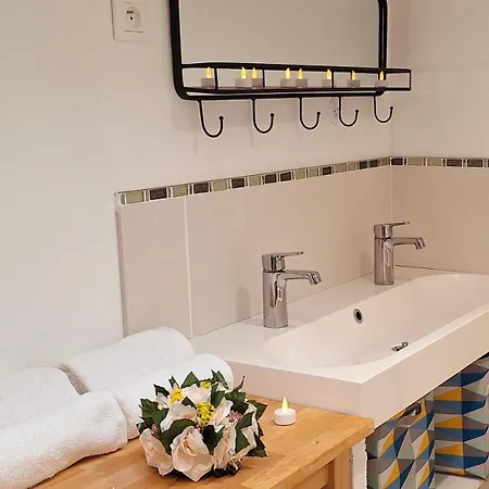 Maison Centre Avec Jacuzzi *