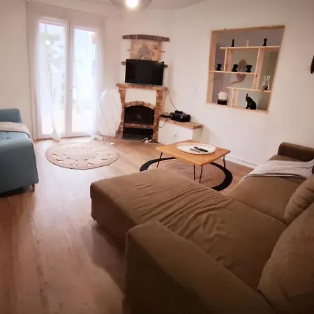Maison Familiale Avec Grand Jardin Holiday home