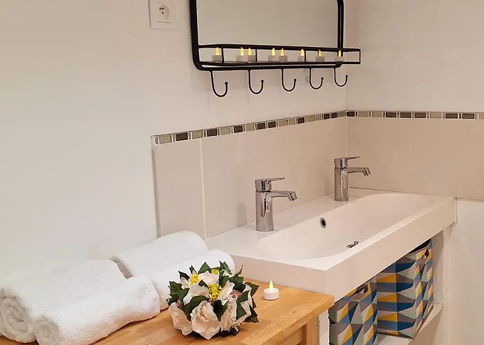 Maison Centre Avec Jacuzzi *